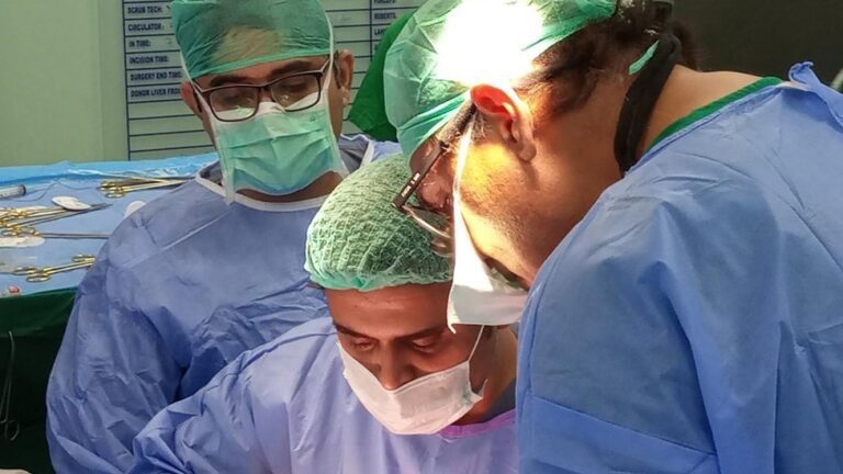 وزیراعظم کا  پاکستان کڈنی اینڈ لیور انسٹیٹیوٹ 1ہزار کامیاب  ٹرانسپلانٹ پر اظہارِ تشکر