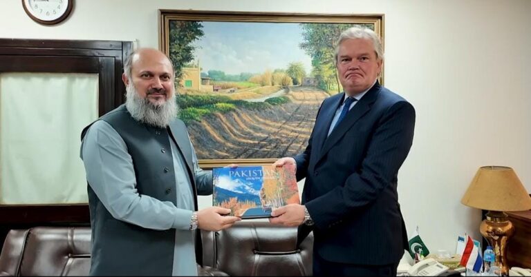 پاکستان اور نیدرلینڈز کے درمیان دو طرفہ تجارتی تعاون بڑھانے پر اتفاق