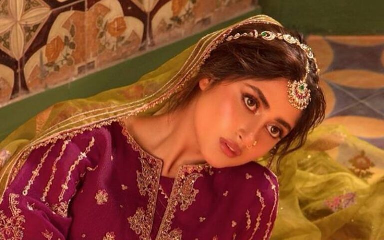 سجل علی ایک بار پھر دلہن بن گئیں، تصاویر سوشل میڈیا  پر وائرل