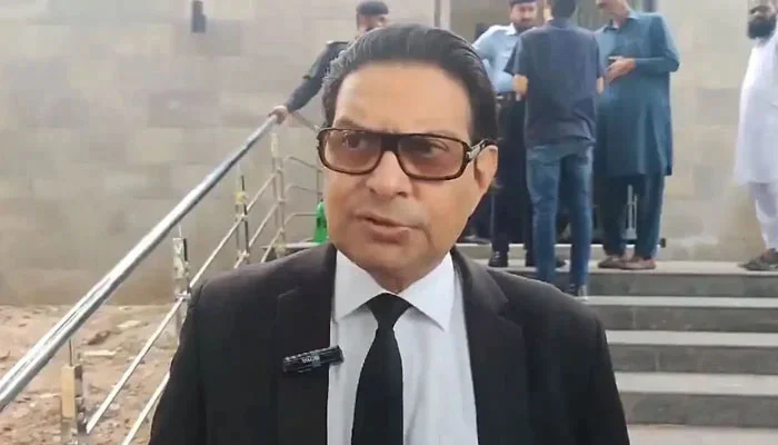 سیاست عبادت اور عوام کی خدمت ہے، زبان اور سوچ کو قید نہیں کیا جا سکتا: سلمان اکرم راجہ