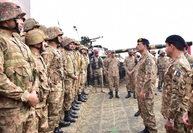 انتشار پھیلانے والے عناصر سے نمٹنے کے لیے مکمل طور پر تیار اور پرعزم ہیں،فیلڈمارشل