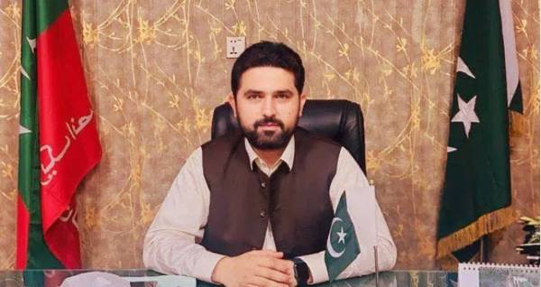وزیر اعلیٰ کے پی سہیل آفریدی کو اشتہاری قرار دینے کی کارروائی کا آغاز