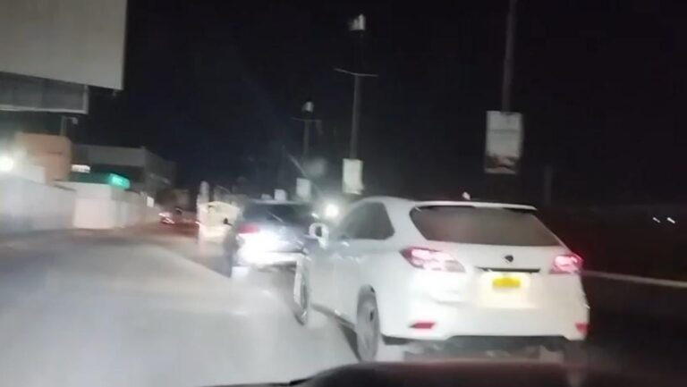 کسٹمز انفورسمنٹ کوئٹہ کی بڑی کارروائی، تین لگژری گاڑیاں ضبط
