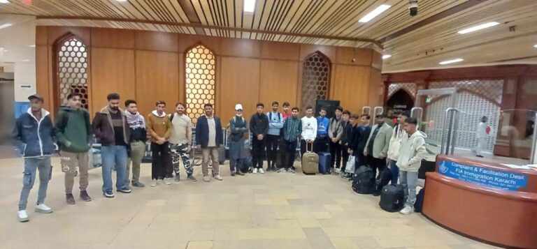 ایف آئی اے امیگریشن کی کراچی ائیرپورٹ پر کارروائی، ملائیشیا جانے والے 23 مسافر آف لوڈ