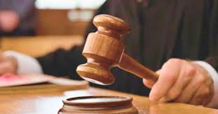 لاہور :جج کے چیمبر سے دو سیب اور ہینڈ واش کی چوری کا مقدمہ اندراج