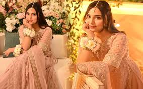 اداکارہ آمنہ یوسف کی بات پکی، تصاویر سوشل میڈیا پر وائرل