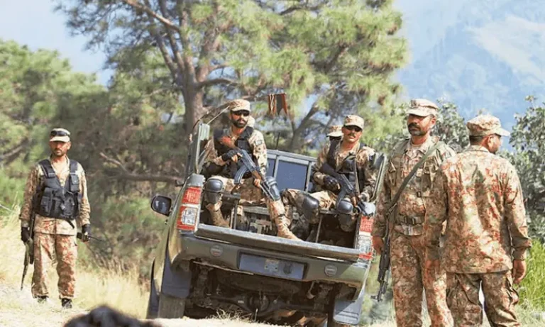 خیبر پختونخوا میں سکیورٹی فورسز کی 2 مختلف کارروائیاں، 13 خوارجی دہشت گردہلاک