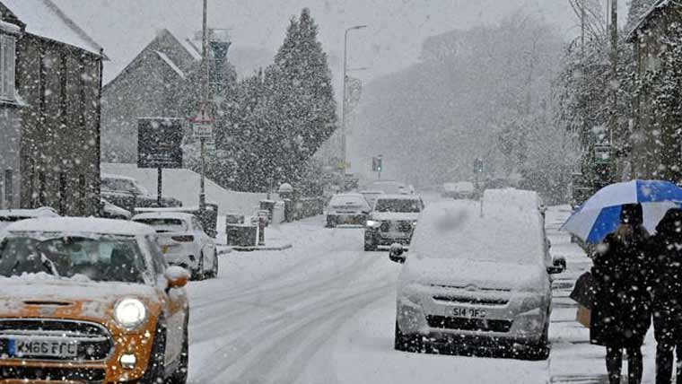 برطانیہ شدید سردی کی لپیٹ میں، درجہ حرارت منفی 12 سینٹی گریڈ تک گرگیا