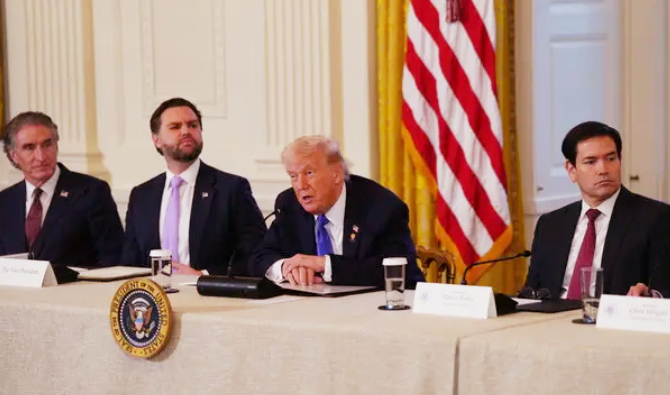 ٹرمپ نے گرین لینڈ پر حملے کے منصوبے کی تیاری کا حکم دے دیا، برطانوی میڈیا نے دعویٰ کردیا