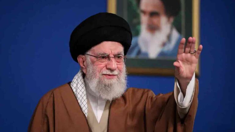 فرعون، نمرود اور رضا شاہ کے ساتھ جو ہوا وہی ٹرمپ کے ساتھ ہوگا: آیت اللہ خامنہ ای