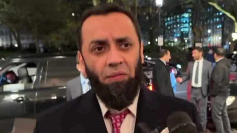 بانی پی ٹی آئی کو ڈیل دی جا رہی ہے نہ ڈھیل، تمام باتیں قیاس آرائیاں ہیں: عطا تارڑ