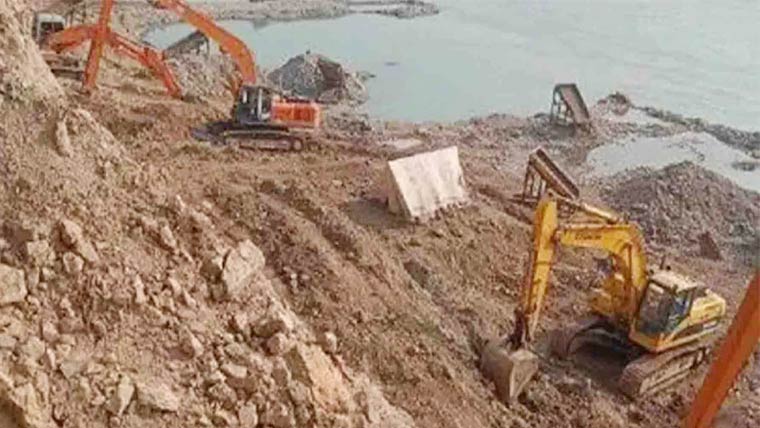 خیبرپختونخوا میں دریاؤں کے کنارے سونے کی غیر قانونی تلاش پر پابندی عائد