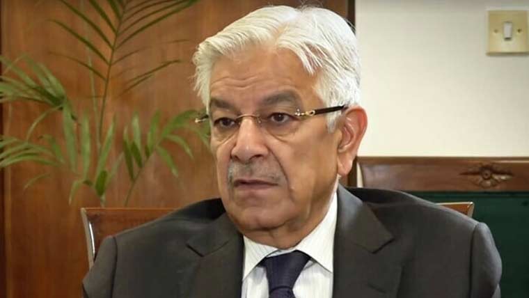 حقانی صاحب ہمارے دشمن کو بیشک بسائیں، دشمن کا کردار ادا نہ کریں: خواجہ آصف