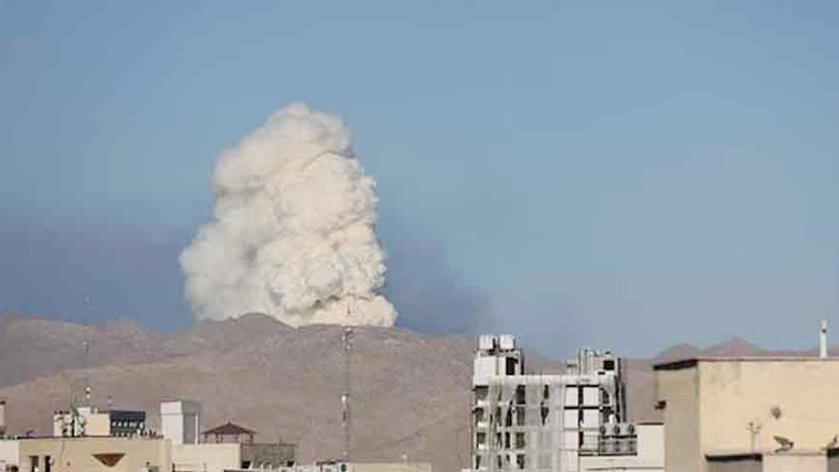 امریکا اور اسرائیل کا ایران پر حملہ، ایرانی قیادت نشانہ، 30 مقامات پر میزائل داغ دیئے