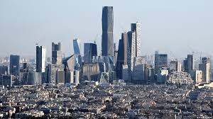 سعودی عرب کے شہر ریاض میں بھی دھماکے سنے گئے