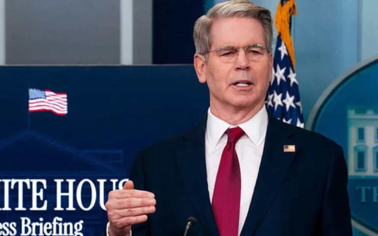 امریکی سپریم کورٹ کا ٹیرف فیصلہ:  نفاذ کیلئے دیگر قوانین کا سہارا لیا جائے گا، امریکی وزیر خزانہ