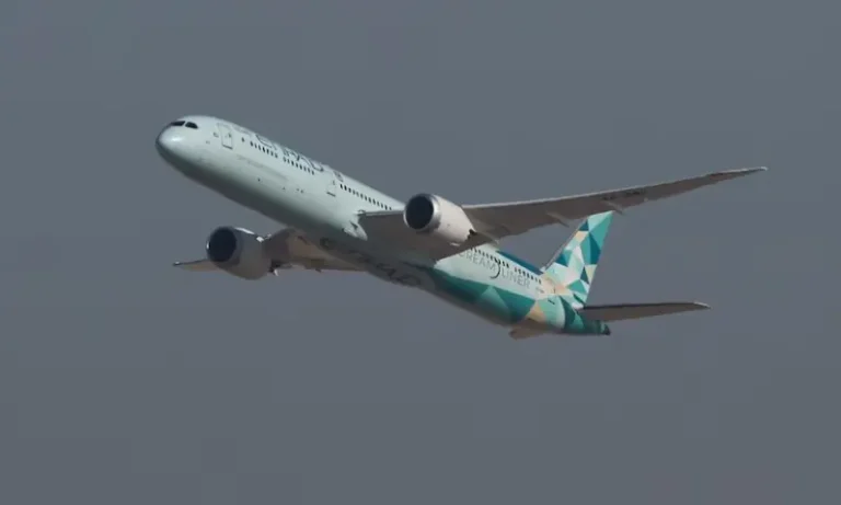 ملک بھر سے آج مشرق وسطیٰ کی 40 پروازیں منسوخ