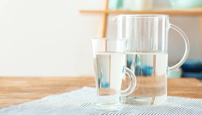 ٹھنڈا یا گرم، صحت کے لیے کونسا پانی زیادہ بہتر ہوتا ہے؟