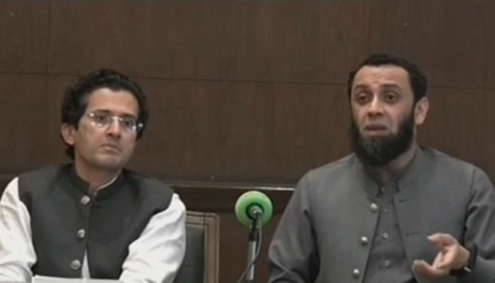 عالمی منڈی کی تیل کی قیمتوں میں مزید اضافہ ہوسکتاہے، عطاتارڑ
