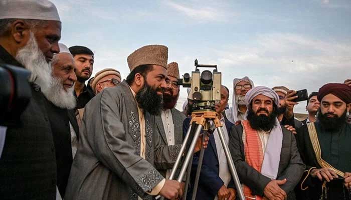 پاکستان میں شوال کا چاند نظرنہیں آیا،عیدالفطر ہفتہ 21مارچ کو ہوگی