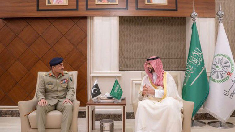 فیلڈ مارشل کی سعودی وزیر دفاع سے ملاقات، خطے کی صورتحال پر تبادلہ خیال