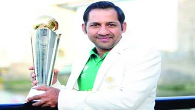 پاکستانی کھلاڑیوں کا سرفراز احمد کو خراجِ تحسین