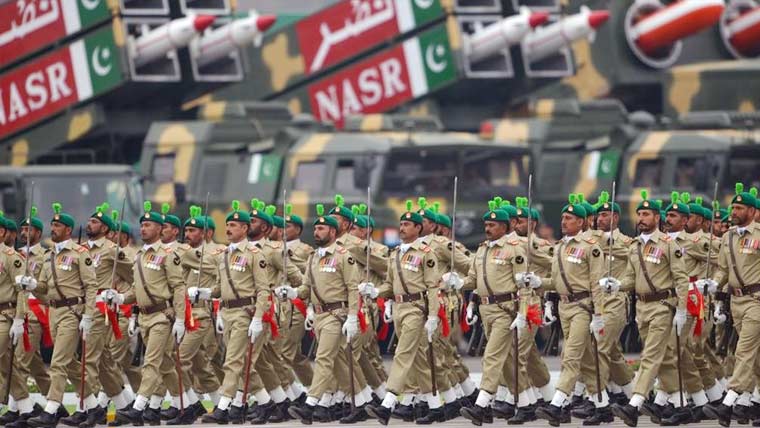 حکومت کا یوم پاکستان کی پریڈ اور تقریبات منسوخ کرنے کا فیصلہ
