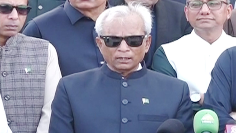 گورنر سندھ کا عمران کے وکلاء کو بہتر طریقے سے کیسز کی پیروی کا مشورہ