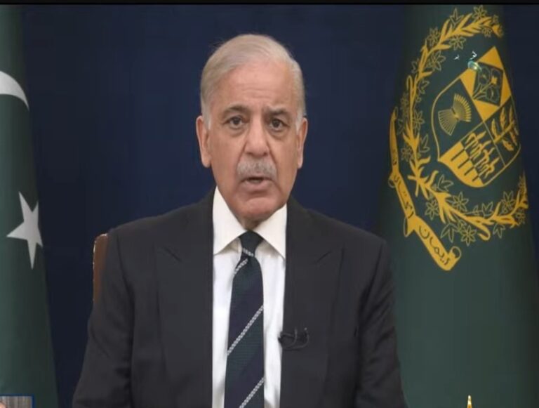 سرکاری دفاتر ہفتے میں 4 روز کھلیں گے،وزرااورافسران کے بیرون ملک دوروں پر پابندی،اسکولز31 مارچ تک بندرہیں گے، وزیراعظم