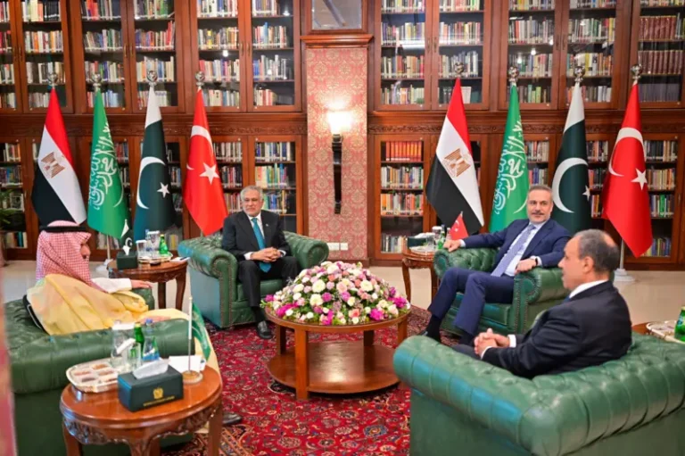 اسلام آبادمیں پاکستان،سعودیہ، ترکیے ،مصرکے وزرائے خارجہ کااجلاس، مشرق وسطیٰ کاتنازع مذاکرات سے طے کرنے اتفاق