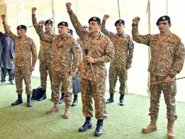 افغان پناہ گاہوں سے سرگرم دہشتگردوں کو پاکستان کا امن خراب نہیں کرنے دیں گے،فیلڈ مارشل