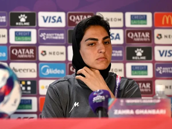 ایرانی ویمنز فٹبال ٹیم کی کپتان بھی آسٹریلیا میں پناہ کی درخواست سے دستبردار