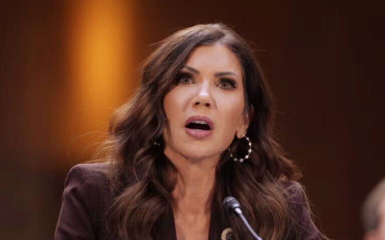 امیگریشن پالیسیوں پر تنازع، ٹرمپ نے ہوم لینڈ سکیورٹی کی سربراہ کرسٹی نوم کو برطرف کردیا