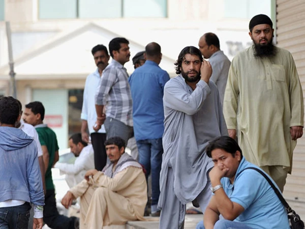 اوورسیز کمیٹی اجلاس: ایئر لائنز کے بھاری کرایوں اور سفارتی عملے کی بے حسی پر شدید برہمی کا اظہار