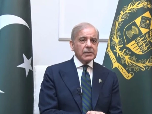 وزیراعظم کاپیٹرولیم مصنوعات کی موجودہ قیمتیں برقراررکھنے کا اعلان
