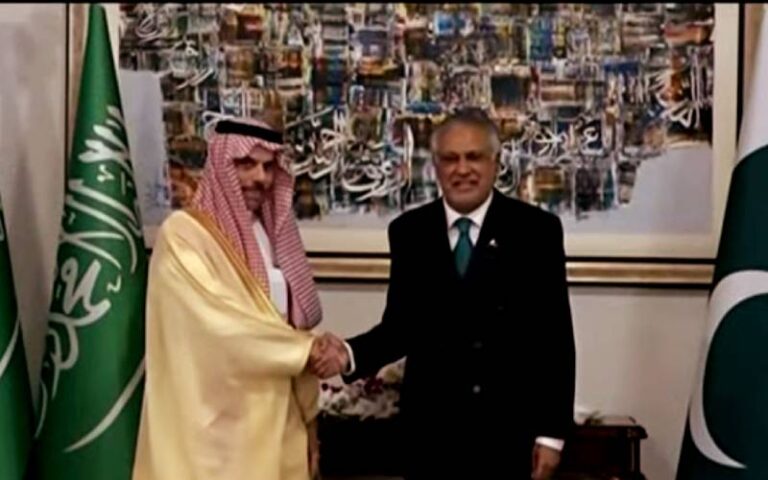 مشرق وسطیٰ کشیدگی: سعودی وزیر خارجہ فرحان بن فیصل پاکستان پہنچ گئے، نائب وزیر اعظم سے ملاقات