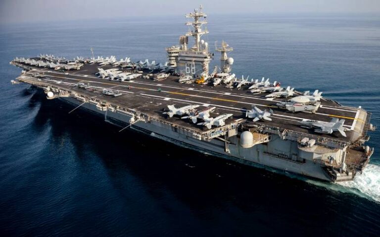 امریکی طیارہ بردار جنگی جہاز مشرق وسطیٰ روانہ، ہزاروں فوجی سوار