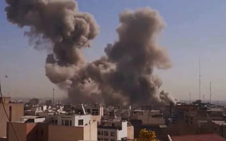 ایران پر امریکی حملہ قانونی تھا یا نہیں؟ امریکا میں شدید بحث شروع