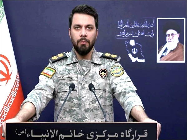 ایران کی قطر،سعودیہ ، امارات میں تیل تنصیبات کے اطراف علاقے خالی کرنے کی وارننگ