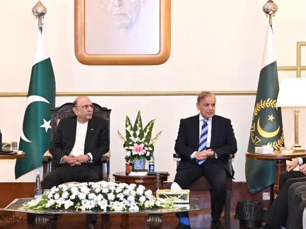 ایوانِ صدر میں اہم ترین بیٹھک: صدر زرداری اور وزیراعظم شہباز شریف کی ملاقات