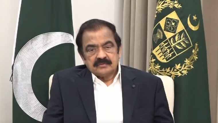 پٹرول بحران ہمارا پیداکردہ نہیں، حکومت ریلیف کیلئے اقدامات کر رہی: رانا ثنا اللہ