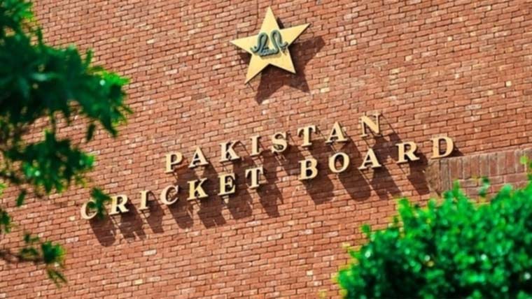 قومی کرکٹرز کو کاؤنٹی اور ویٹیلٹی بلاسٹ کے لیے این او سی جاری