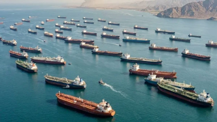 امریکی ناکہ بندی کے باوجود 24 گھنٹوں میں 20 جہاز آبنائے ہرمز سے گزر گئے
