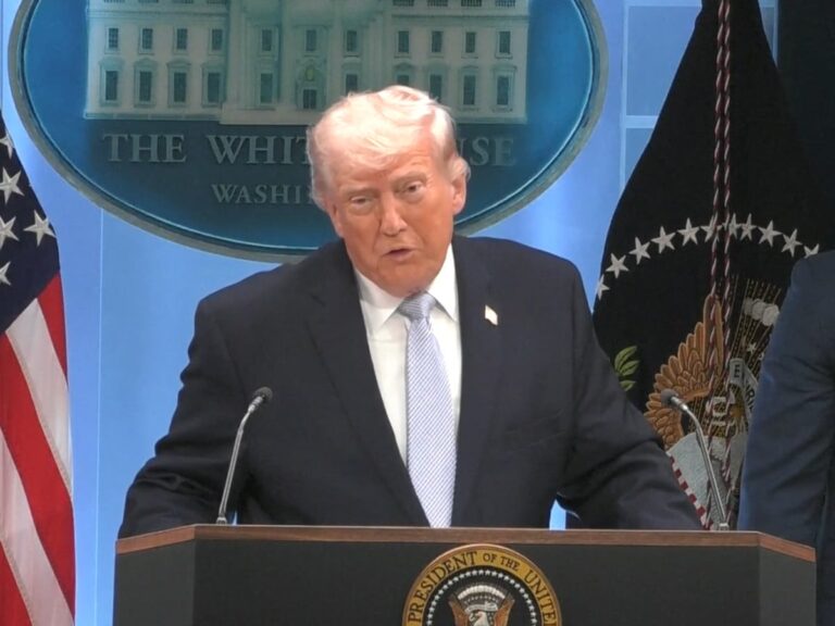 2روزمیں کچھ ہوسکتاہے،فیلڈمارشل کی کارکردگی کے باعث مذاکرات کیلیے پاکستان انتخاب ہوسکتاہے،ٹرمپ