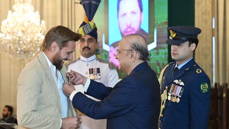 صدر پاکستان کی جانب سے ملنے والا ہلال امتیاز میرے لیے اعزاز کی بات ہے، شاہد آفریدی