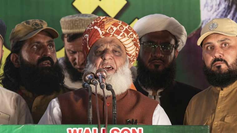 مغرب میں جمہوریت اور مشرق میں کمیونزم ناکام، حل اسلامی نظام میں ہے: مولانا فضل الرحمٰن