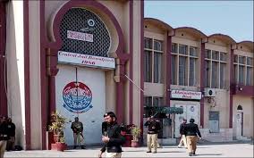 راولپنڈی بشریٰ بی بی کی فیملی سے ملاقات ختم، 22 مئی کے بعد پہلی بار دو گھنٹے تک تفصیلی بات چیت