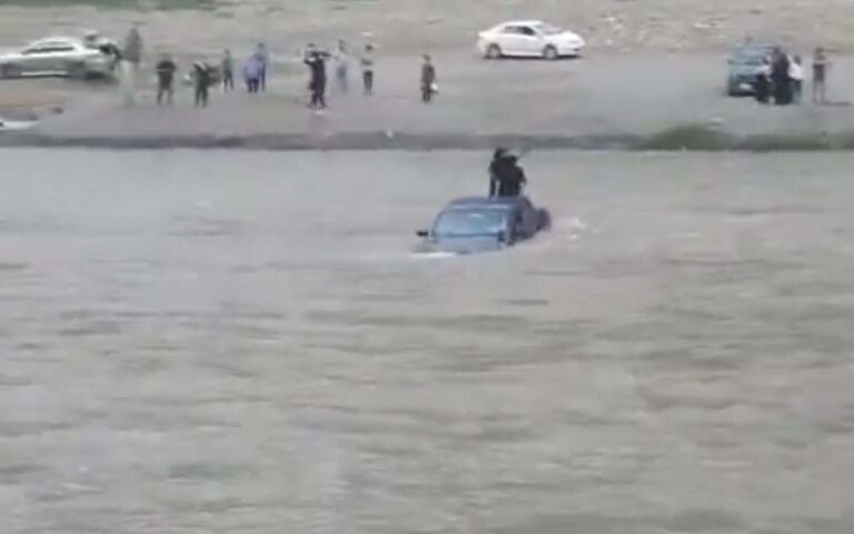 دریائے کنہار میں گاڑی اتارنے والے ٹک ٹاکرز کی ضمانت منظور