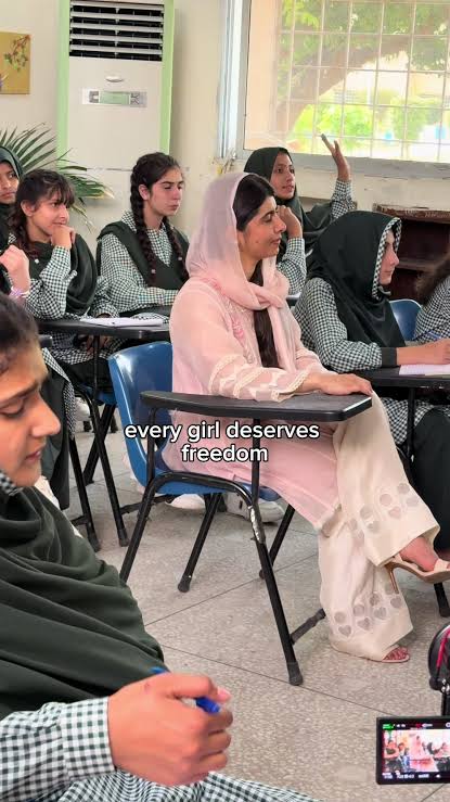 سابقہ وطن واپسی پر ملالہ یوسفزئی کی سالگرہ کی تقریب: تعلیم اور لڑکیوں کے حقوق کے عزم کا اعادہ