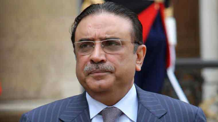 پولیس افسروں اور جوانوں کی عظیم قربانیاں پوری قوم کیلئے باعث فخر ہیں: صدر مملکت